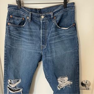 Levi 501 Distressed Jeans
